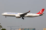 Turkish A330 cargo flight to Mumbai title=