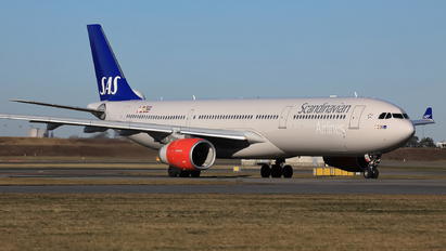 SE-REH - SAS - Scandinavian Airlines Airbus A330-300