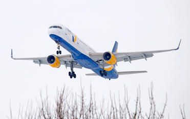 UR-AZP - Azur Air Ukraine Boeing 757-300