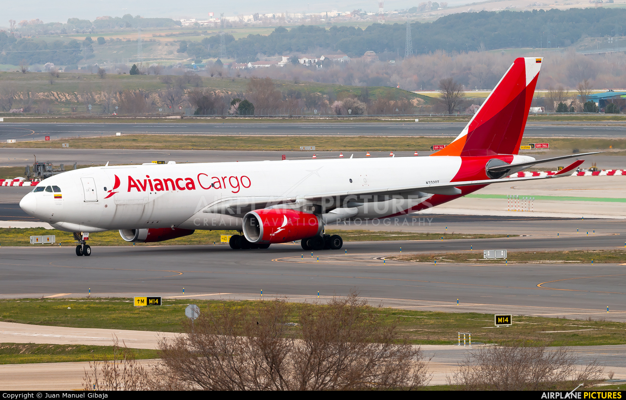 Avianca Cargo N332QT aircraft at Madrid - Barajas