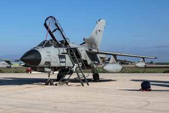 MM7064 - Italy - Air Force Panavia Tornado - IDS