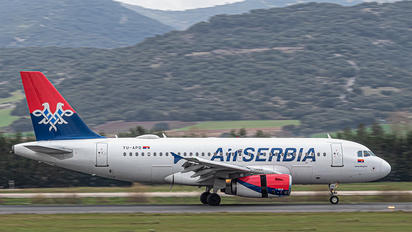 YU-APD - Air Serbia Airbus A319