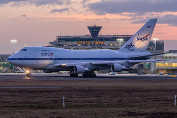 N747NA - NASA Boeing 747SP