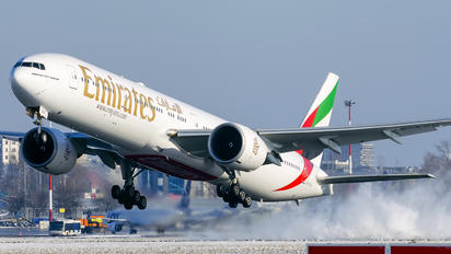 A6-EGH - Emirates Airlines Boeing 777-300ER