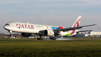 A7-BAX - Qatar Airways Boeing 777-300ER