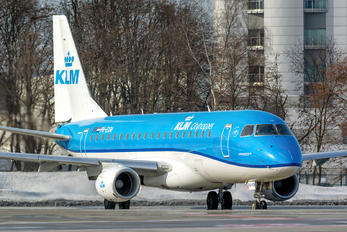 PH-EXM - KLM Cityhopper Embraer ERJ-175 (170-200)
