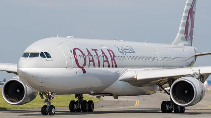 A7-AEB - Qatar Airways Airbus A330-300
