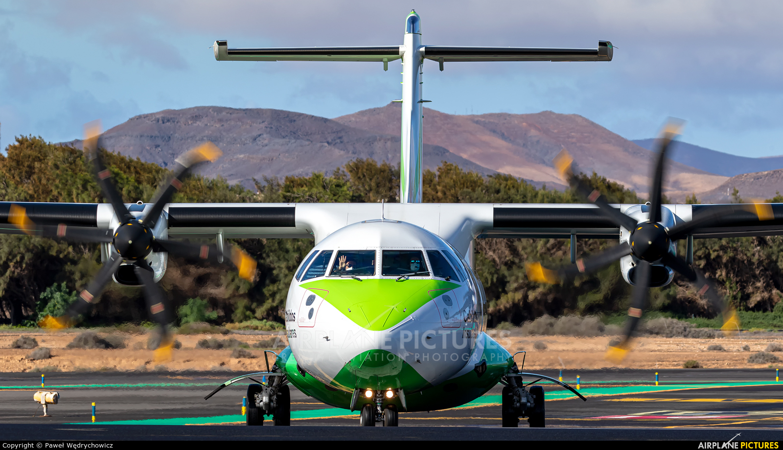 EC-MYT - Binter Canarias ATR (all models) Fuerteventura - Rosario | Photo ID 1380084 | Airplane-Pictures.net