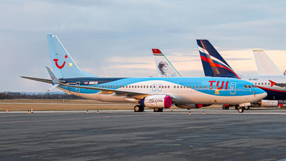 LZ-DAZ - TUI Airways Boeing 737-800
