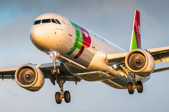 CS-TJK - TAP Portugal Airbus A321 NEO