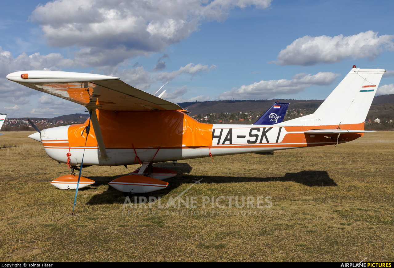 Private HA-SKI aircraft at Farkashegy