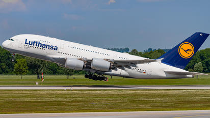 D-AIMD - Lufthansa Airbus A380