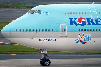 HL7632 - Korean Air Boeing 747-8