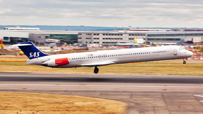 OY-KGT - SAS - Scandinavian Airlines McDonnell Douglas MD-82