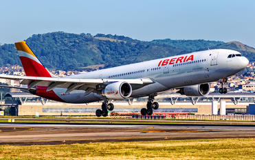 EC-LXK - Iberia Airbus A330-300