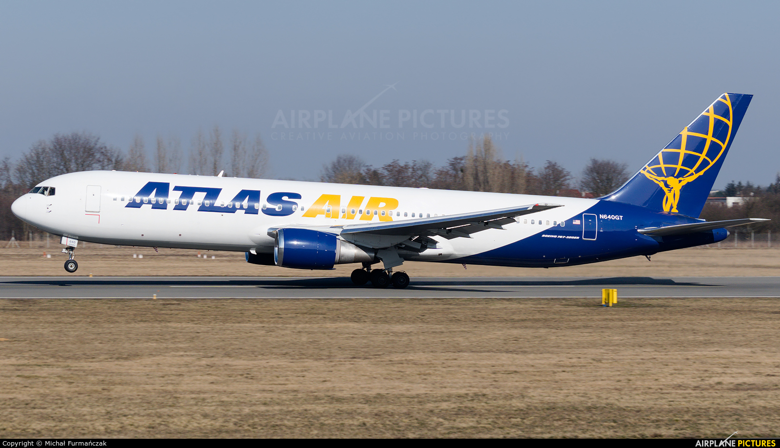 Atlas Air N640GT aircraft at Poznań - Ławica