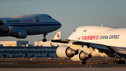 B-2425 - China Cargo Boeing 747-400F, ERF