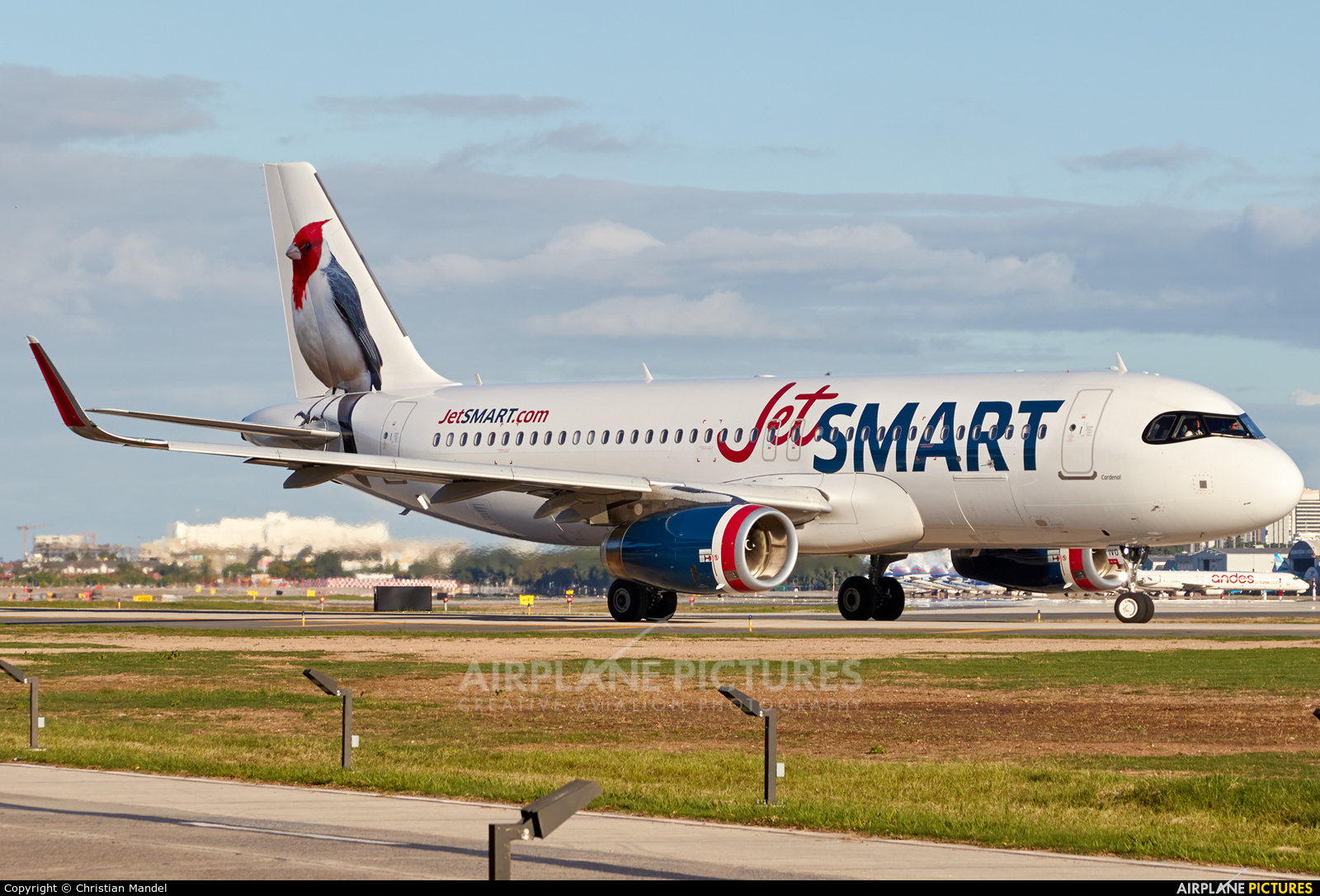 LVFR A320 CEO - Jet Smart Argentina LV-IVO (Cardenal) for