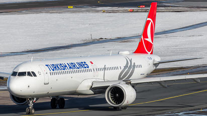 TC-LSR - Turkish Airlines Airbus A321 NEO