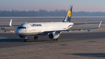 D-AIWB - Lufthansa Airbus A320 aircraft