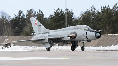 310 - Poland - Air Force Sukhoi Su-22UM-3K