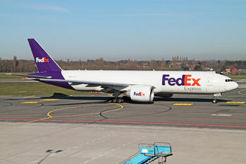 N878FD - FedEx Federal Express Boeing 777F