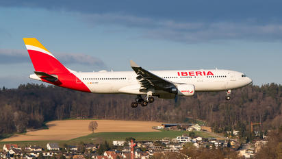 EC-MSY - Iberia Airbus A330-200