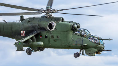 728 - Poland - Air Force Mil Mi-24V
