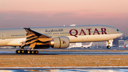 A7-BAK - Qatar Airways Boeing 777-300ER