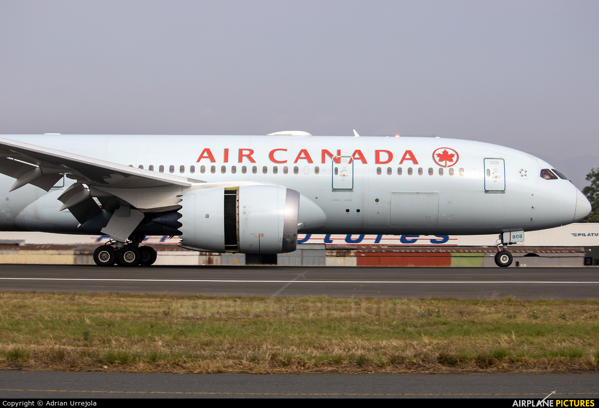 Air Canada C-GHQY aircraft at Guatemala - La Aurora