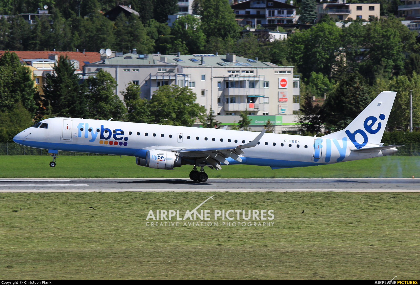 Flybe G-FBEK aircraft at Innsbruck