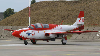2013 - Poland - Air Force: White & Red Iskras PZL TS-11 Iskra