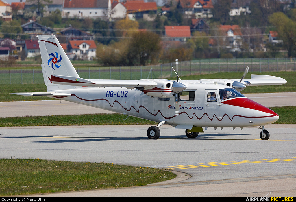 Swiss Flight Services HB-LUZ aircraft at Augsburg