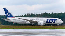 LOT - Polish Airlines SP-LRE image