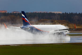 VP-BCB - Aeroflot Airbus A320