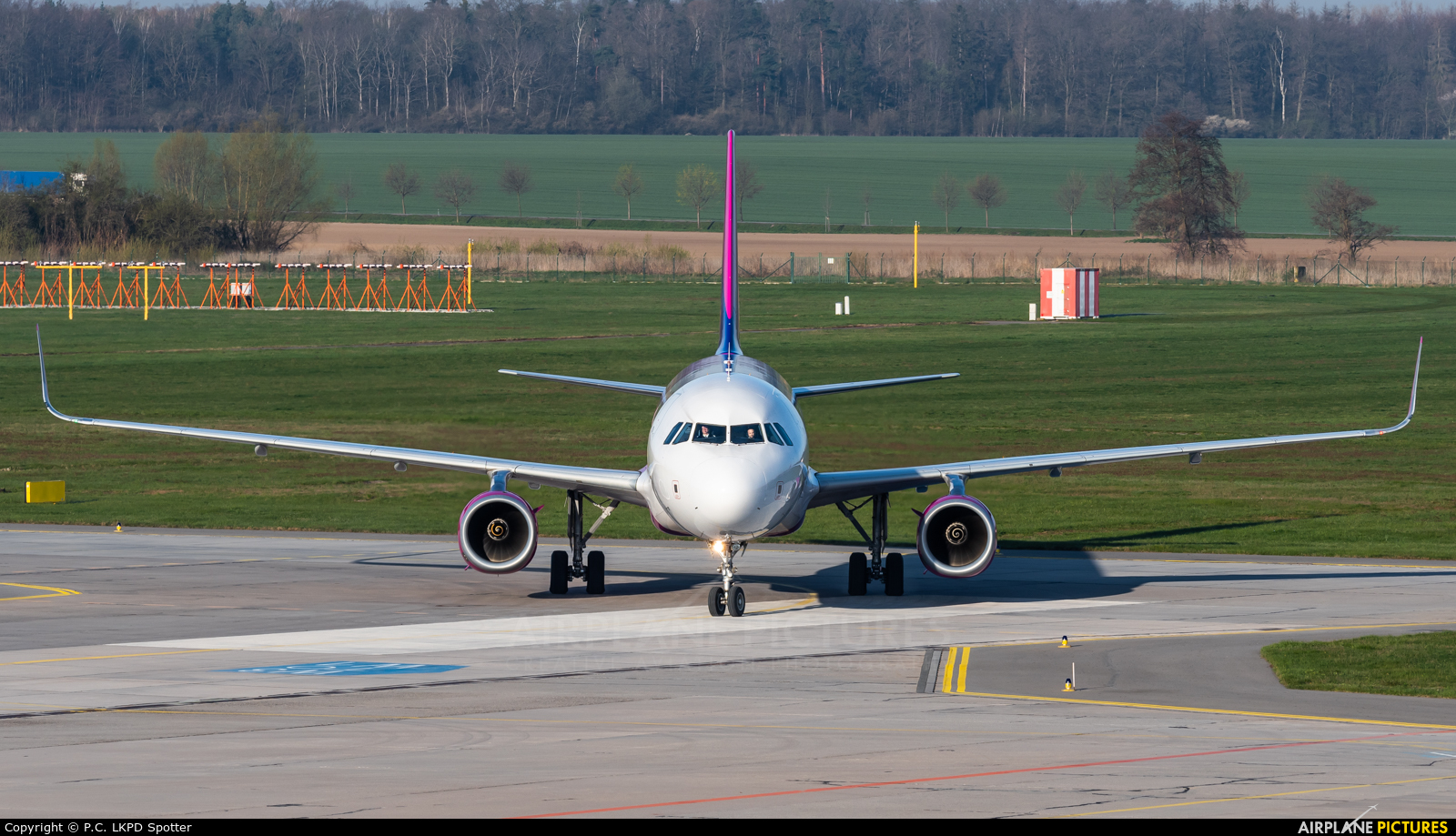 Wizz Air HA-LSA aircraft at Pardubice