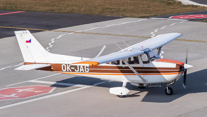 OK-JAG - Private Cessna 172 RG Skyhawk / Cutlass