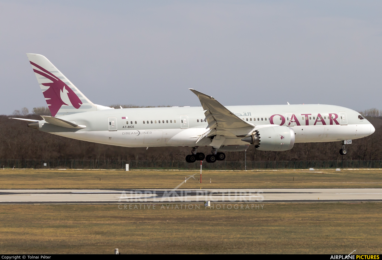 Qatar Airways A7-BCE aircraft at Budapest Ferenc Liszt International Airport