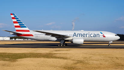 N793AN - American Airlines Boeing 777-200ER