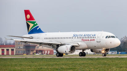 2-SSFG - South African Airways Airbus A319