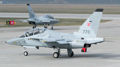 7711 - Poland - Air Force Leonardo- Finmeccanica M-346 Master/ Lavi/ Bielik