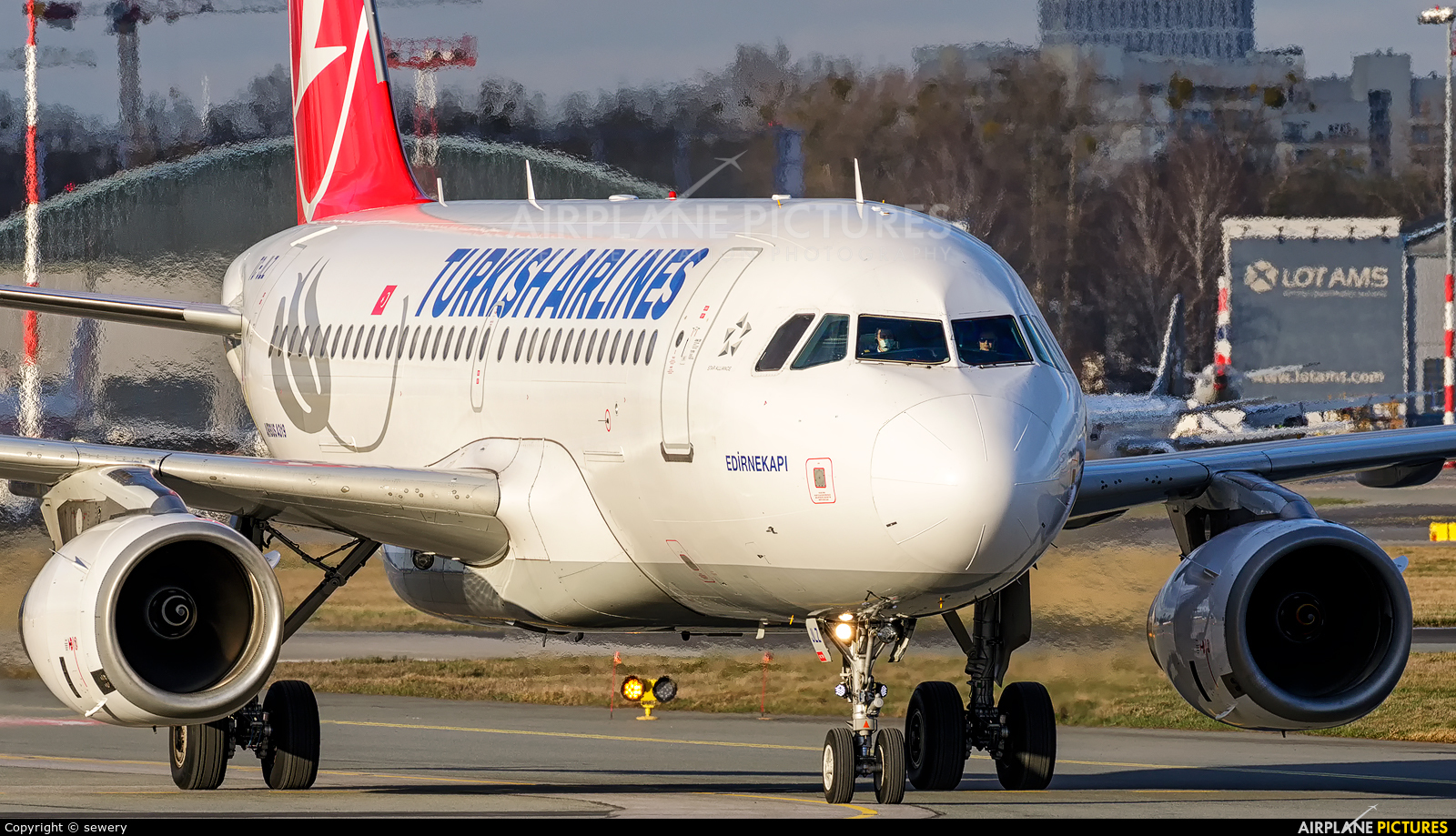 Turkish Airlines TC-JLZ aircraft at Warsaw - Frederic Chopin