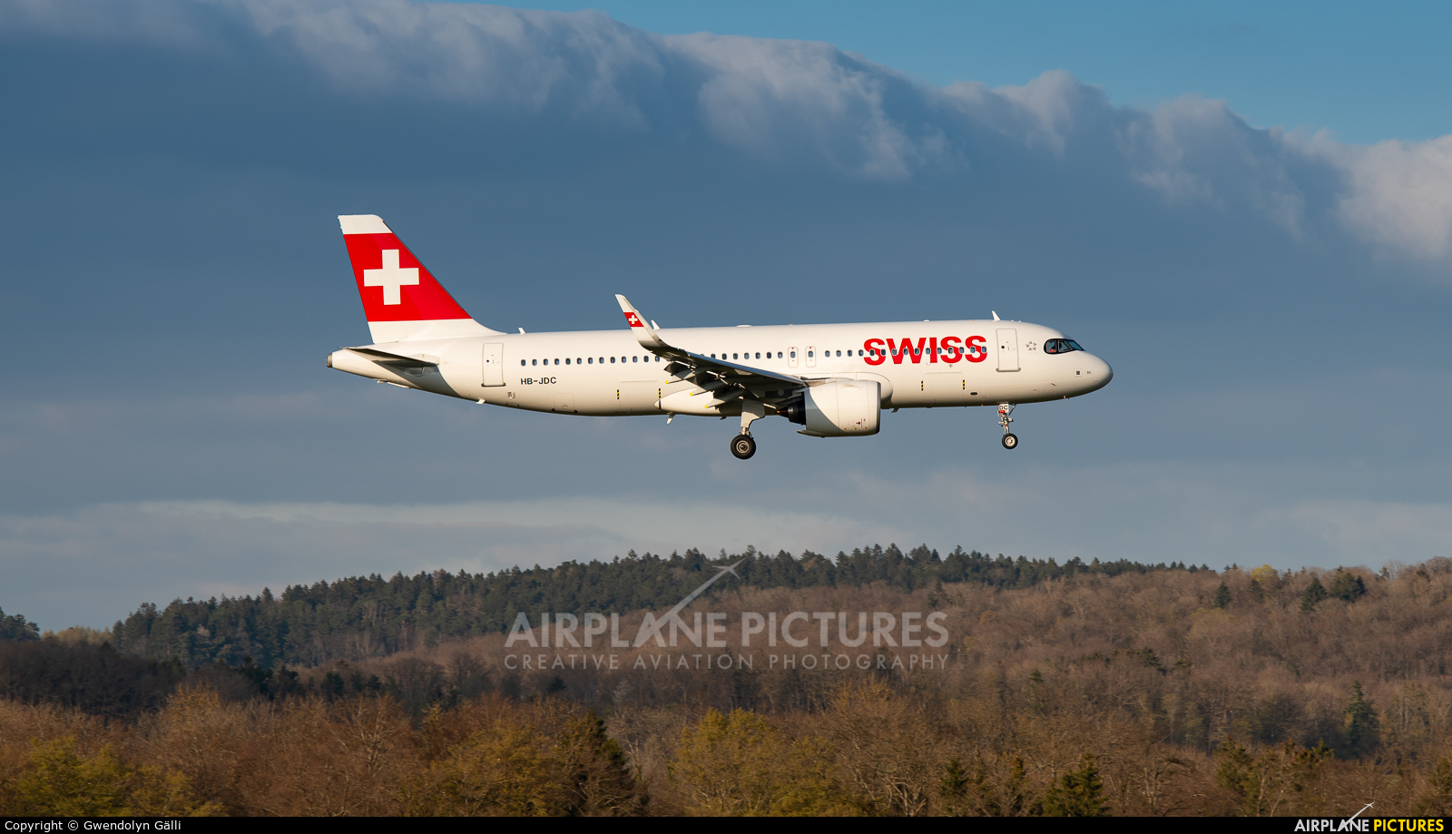 Swiss HB-JDC aircraft at Zurich