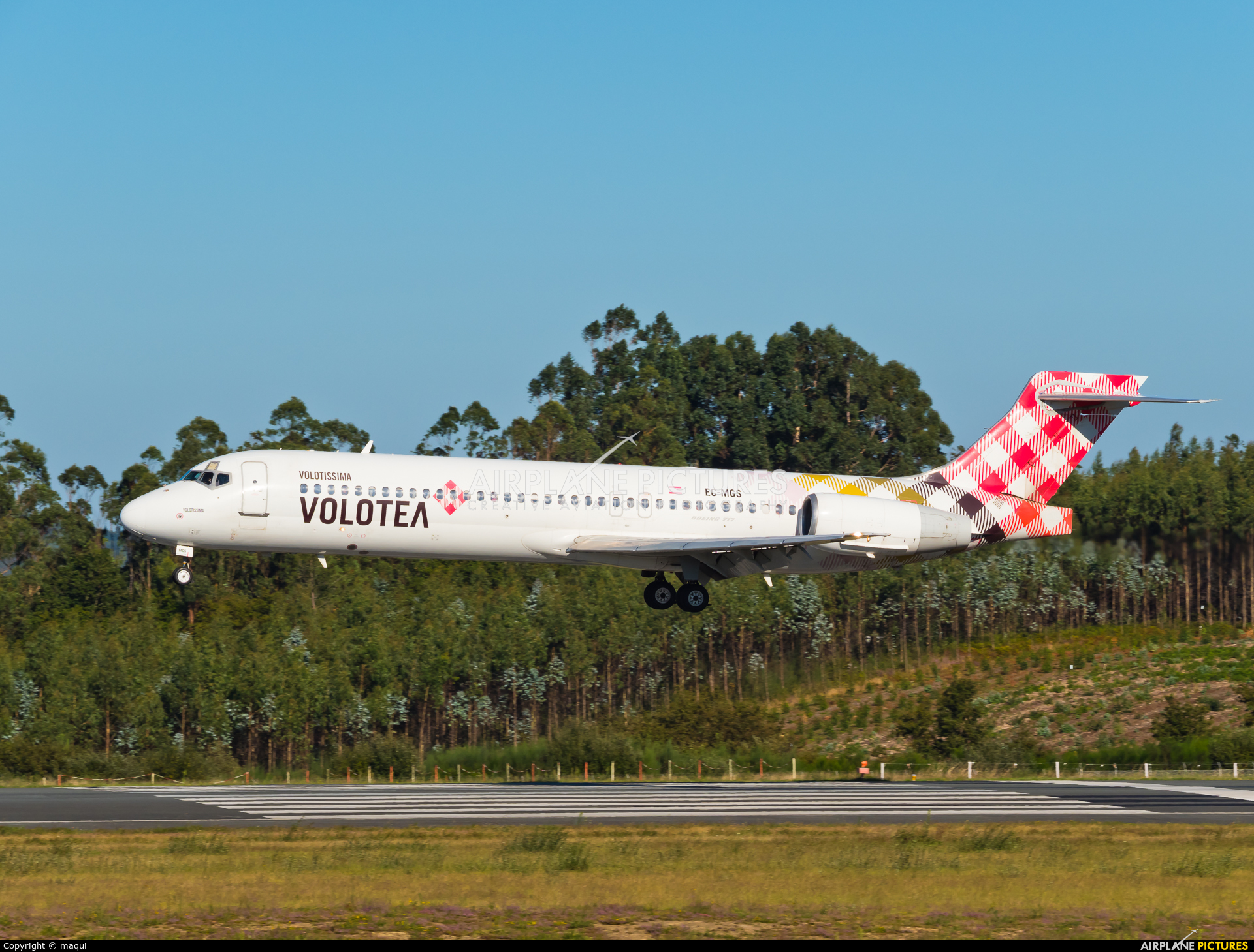 Volotea Airlines EC-MGS aircraft at Santiago de Compostela