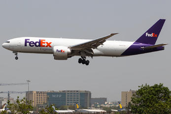 N860FD - FedEx Federal Express Boeing 777F