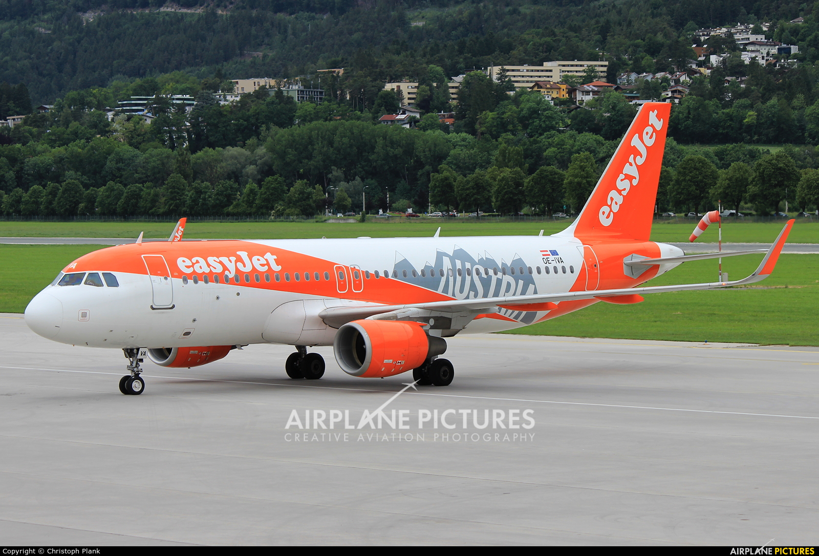 easyJet Europe OE-IVA aircraft at Innsbruck