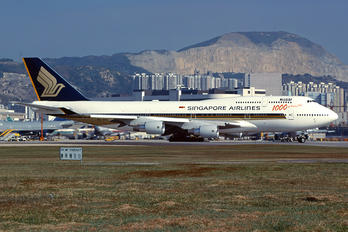 9V-SMU - Singapore Airlines Boeing 747-400