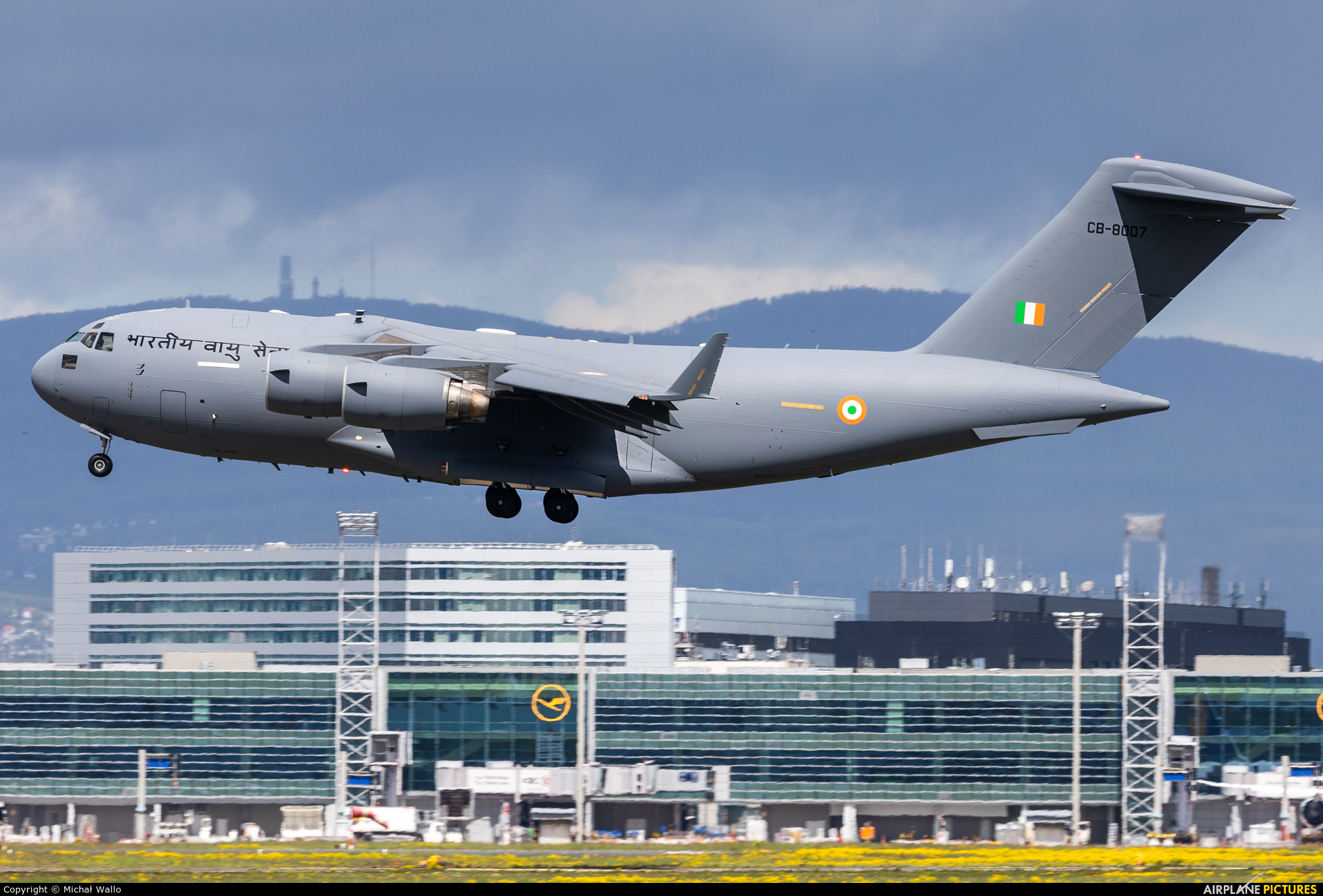 India - Air Force CB-8007 aircraft at Frankfurt