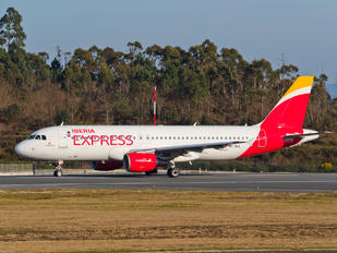 EC-ILQ - Iberia Express Airbus A320