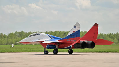 RF-91951 - Russia - Air Force "Strizhi" Mikoyan-Gurevich MiG-29UB